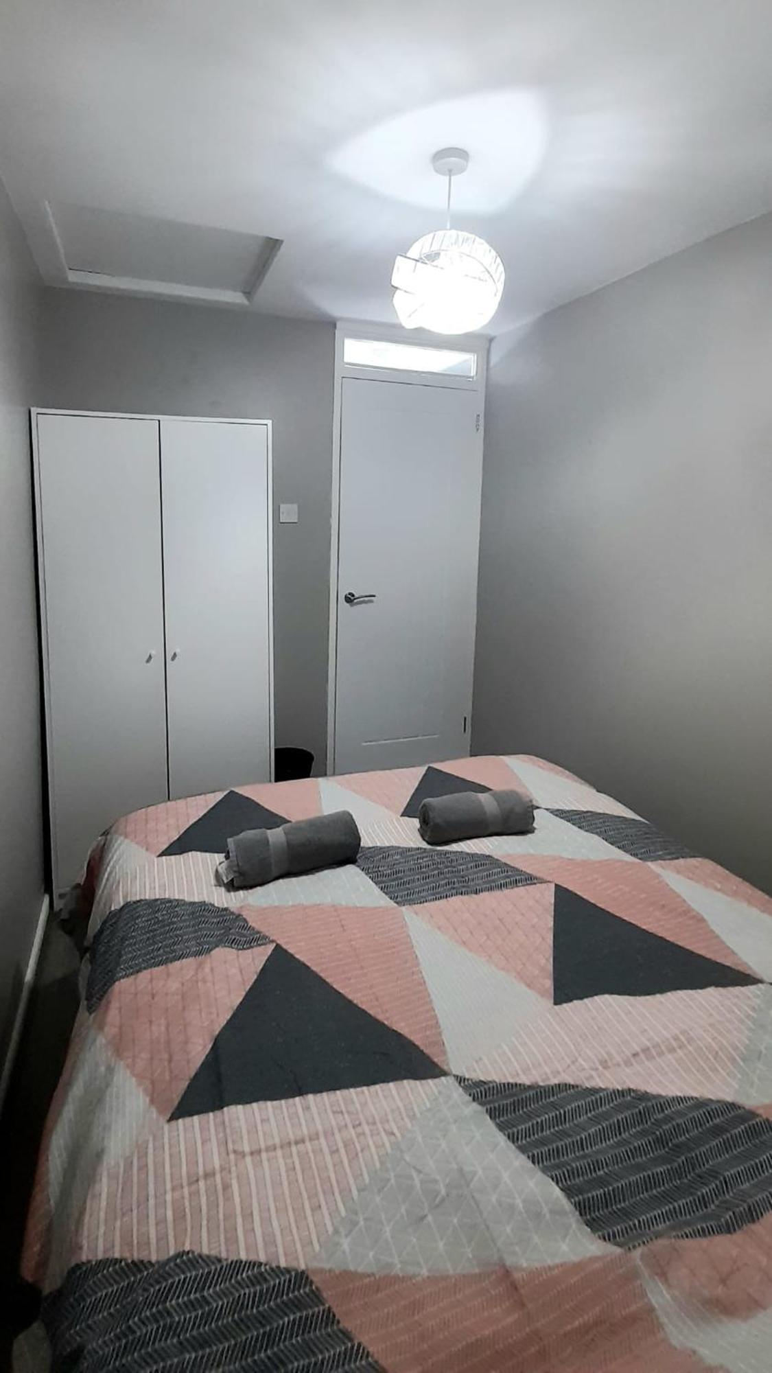 293 Holiday Home- Free On Site Parking Belfast Exteriör bild